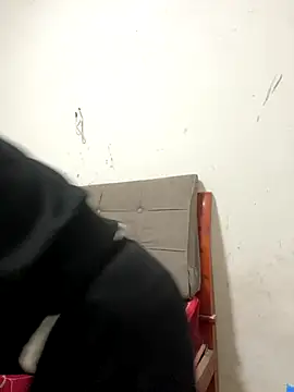 Snapshot of crhong666 chatting on November 9, 11:58 pm crhong666 online show from November 9, 11:58 pm