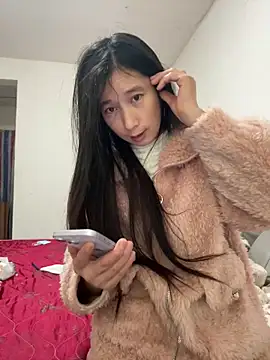 Snapshot of crhong666 chatting on November 23, 12:21 am crhong666 online show from November 23, 12:21 am