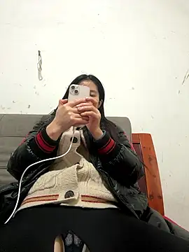 Snapshot of crhong666 chatting on January 14, 12:38 am crhong666 online show from January 14, 12:38 am