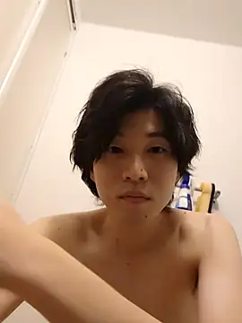 Snapshot of tanaka113 chatting on January 17, 2:44 pm tanaka113 online show from January 17, 2:44 pm