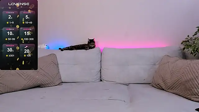 Snapshot of salmaesco chatting on September 15, 2:00 am salmaesco online show from September 15, 2:00 am