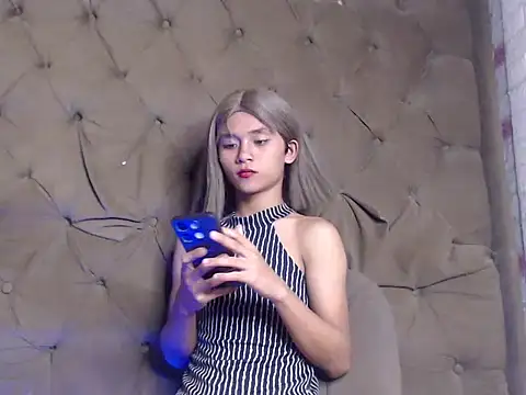 Snapshot of _lexa_ chatting on September 21, 9:44 am lexa online show from September 21, 9:44 am