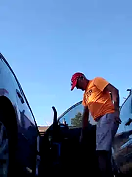 pareja-40-20 online show from April 4, 11:46 pm