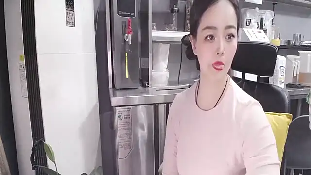 Eileen-L online show from September 28, 2:33 pm