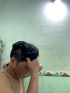 hotboy2x online show from October 21, 9:15 pm