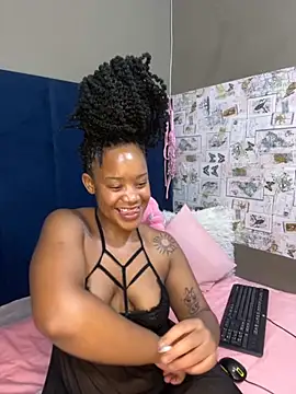 Snapshot of Dirtydaisyxx25 chatting on October 11, 8:29 pm Dirtydaisyxx25 online show from October 11, 8:29 pm