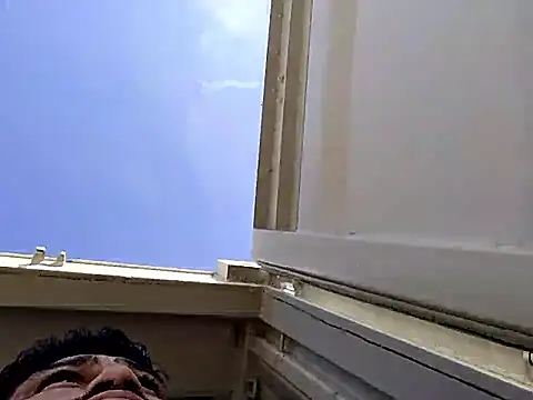 Snapshot of titolovemilfs chatting on December 17, 8:04 pm titolovemilfs online show from December 17, 8:04 pm