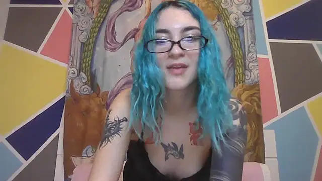 Snapshot of peetitefairy chatting on October 26, 3:23 am peetitefairy online show from October 26, 3:23 am