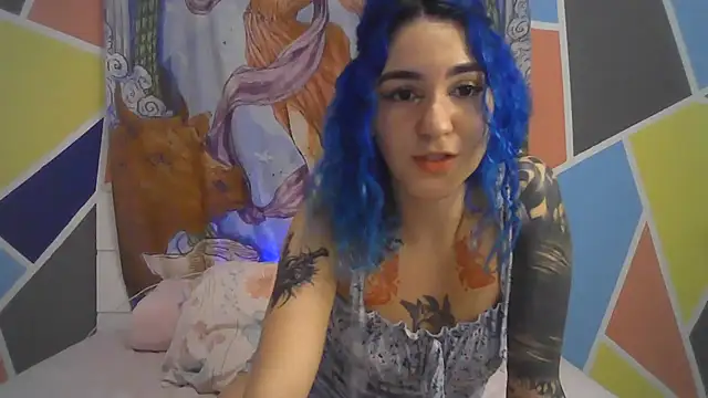 Snapshot of peetitefairy chatting on November 4, 4:33 am peetitefairy online show from November 4, 4:33 am