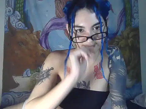 Snapshot of peetitefairy chatting on November 24, 2:44 am peetitefairy online show from November 24, 2:44 am