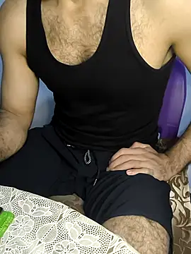 yazin199 online show from September 30, 10:48 pm