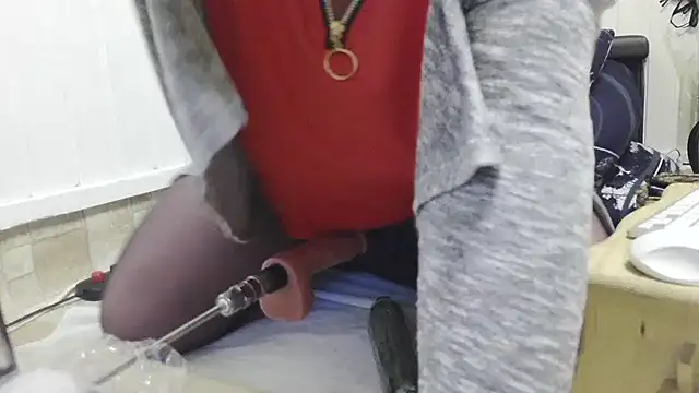 Snapshot of honey47 chatting on November 8, 11:21 am honey47 online show from November 8, 11:21 am