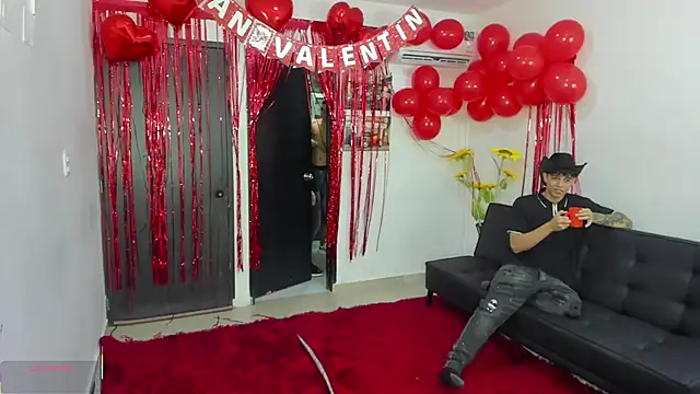 Playhardsex  online show from February 10, 10:58 pm