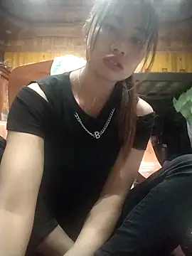 Snapshot of Dung-Thao19 chatting on October 5, 11:30 am Dung-Thao19 online show from October 5, 11:30 am