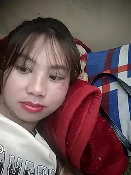 Snapshot of Dung-Thao19 chatting on October 7, 4:53 am Dung-Thao19 online show from October 7, 4:53 am
