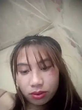 Snapshot of Dung-Thao19 chatting on October 9, 10:19 pm Dung-Thao19 online show from October 9, 10:19 pm