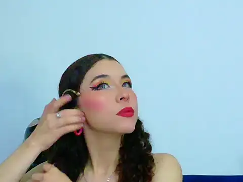 Snapshot of CristalRose chatting on October 1, 9:48 am CristalRose online show from October 1, 9:48 am