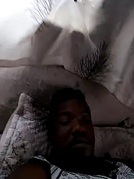 Snapshot of khwezi6969 chatting on November 27, 8:49 am khwezi6969 online show from November 27, 8:49 am