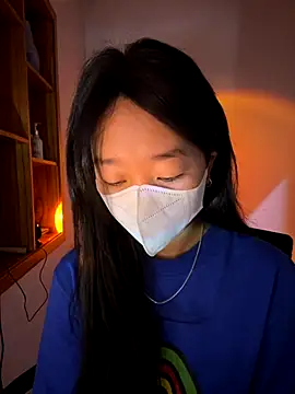 chuppy03 online show from September 16, 4:30 pm