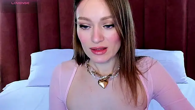 EvelynPoole online show from April 13, 1:44 am