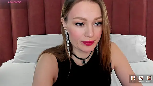 EvelynPoole online show from April 14, 1:44 am