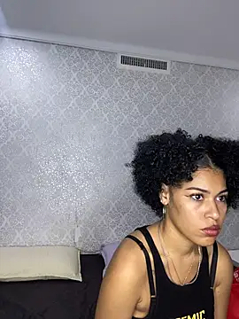 delaylacruz online show from November 26, 1:17 am