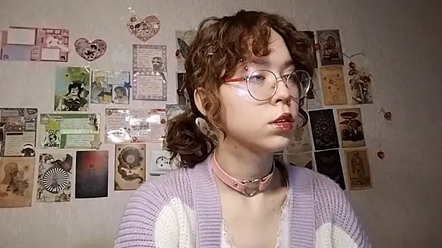 Snapshot of Ieadership chatting on September 30, 1:27 pm Ieadership online show from September 30, 1:27 pm