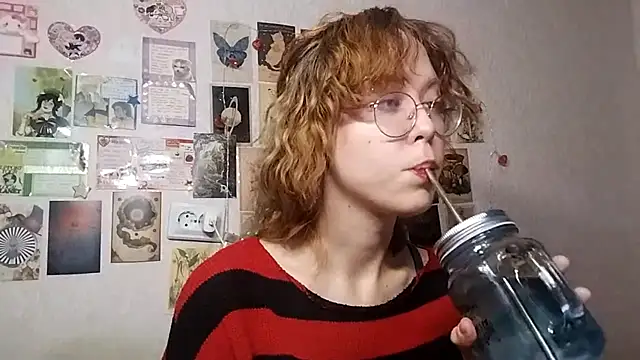 Snapshot of Ieadership chatting on October 23, 1:21 pm Ieadership online show from October 23, 1:21 pm