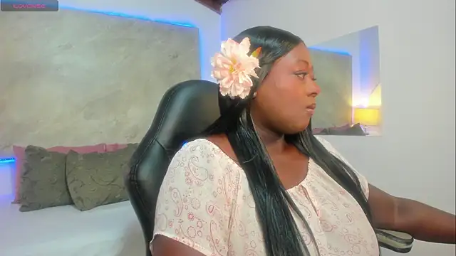 Snapshot of _kanela_anderson chatting on November 6, 1:56 pm kanela anderson online show from November 6, 1:56 pm