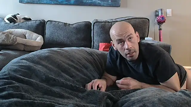 Snapshot of LeeCox chatting on February 6, 12:22 am LeeCox online show from February 6, 12:22 am