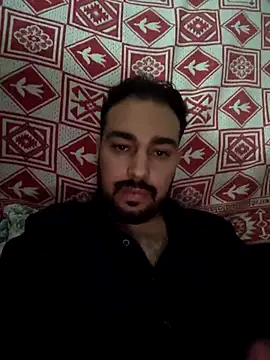 Snapshot of Aliii1657 chatting on November 30, 11:53 pm Aliii1657 online show from November 30, 11:53 pm