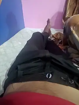 Kaluxx online show from April 24, 7:27 pm