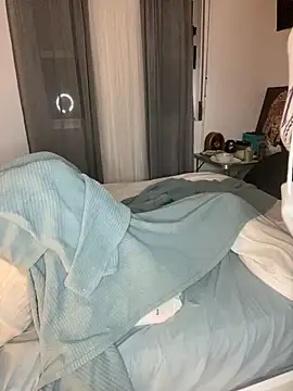 Snapshot of Wild2XXX chatting on November 23, 7:02 pm Wild2XXX online show from November 23, 7:02 pm