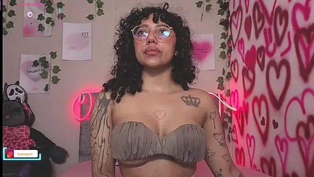 LuckySwagson online show from November 14, 1:04 am