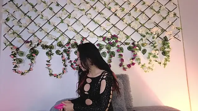 Snapshot of Lolarosesxs chatting on September 11, 8:53 pm Lolarosesxs online show from September 11, 8:53 pm