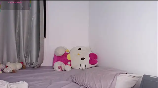 Snapshot of dulceangel__ chatting on November 5, 4:01 am dulceangel online show from November 5, 4:01 am