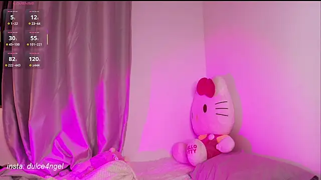 Snapshot of dulceangel__ chatting on November 23, 3:39 am dulceangel online show from November 23, 3:39 am