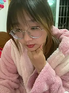 sisi-maiden online show from March 22, 3:15 pm