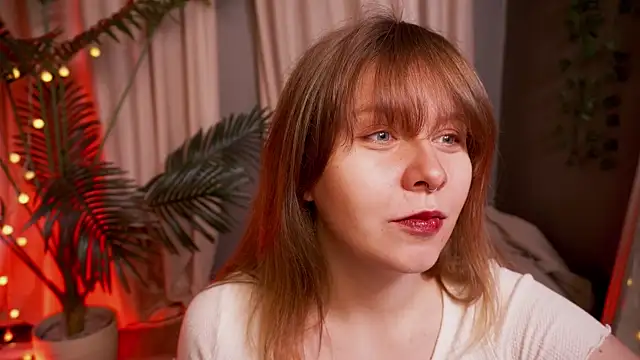 Snapshot of Sense_Of_Rosemary chatting on November 25, 6:24 am Sense Of Rosemary online show from November 25, 6:24 am