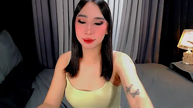 kisha greyson online show from November 18, 9:47 am