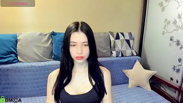 SelinLi online show from April 1, 11:11 am