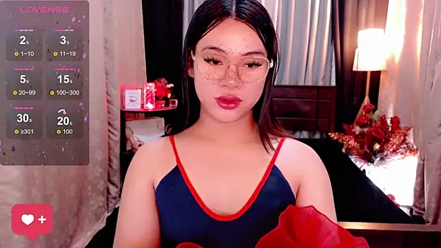 Snapshot of IamRaeganDolls69 chatting on September 23, 11:30 pm IamRaeganDolls69 online show from September 23, 11:30 pm