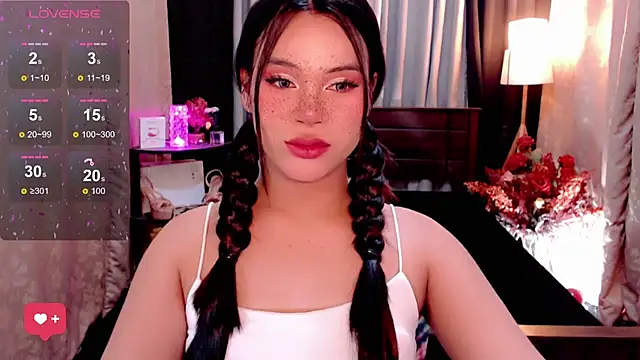 Snapshot of IamRaeganDolls69 chatting on September 26, 12:03 am IamRaeganDolls69 online show from September 26, 12:03 am