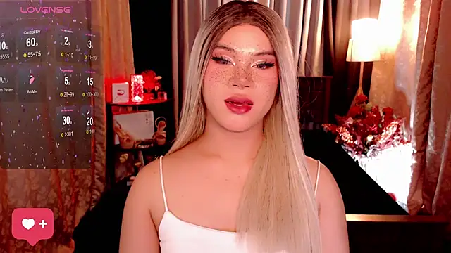 Snapshot of IamRaeganDolls69 chatting on September 27, 5:12 am IamRaeganDolls69 online show from September 27, 5:12 am