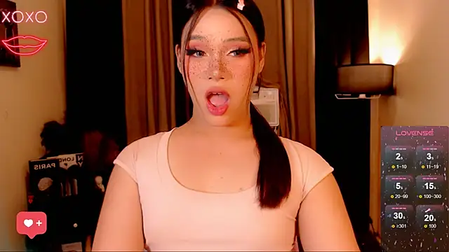 Snapshot of IamRaeganDolls69 chatting on November 11, 7:08 am IamRaeganDolls69 online show from November 11, 7:08 am