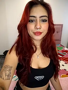 Snapshot of sarah_lark_ chatting on September 19, 12:17 pm sarah lark online show from September 19, 12:17 pm