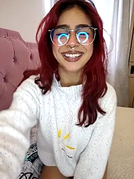 Snapshot of sarah_lark_ chatting on October 8, 12:03 pm sarah lark online show from October 8, 12:03 pm