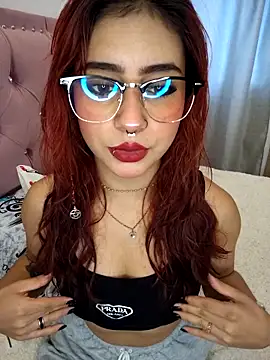 Snapshot of sarah_lark_ chatting on October 17, 12:19 pm sarah lark online show from October 17, 12:19 pm