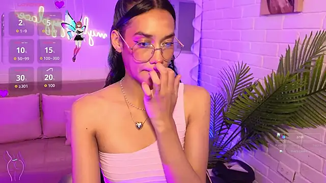 artemiss tay online show from November 8, 7:01 pm