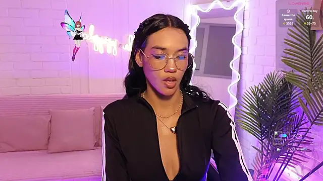 artemiss tay online show from November 22, 7:13 pm